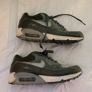8.5 Nike AirMax 90’s, dark green suede, used